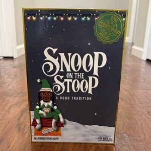 🎄🎅🏻Snoop on the Stoop Holiday Decor